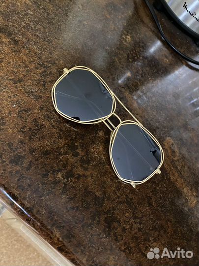 Солнцезащитные очки