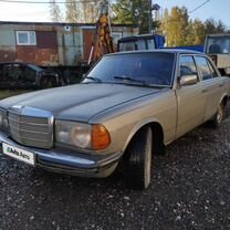 Mercedes-Benz W123 2.0 MT, 1979, 200 000 км, с пробегом, цена 500 000 руб.