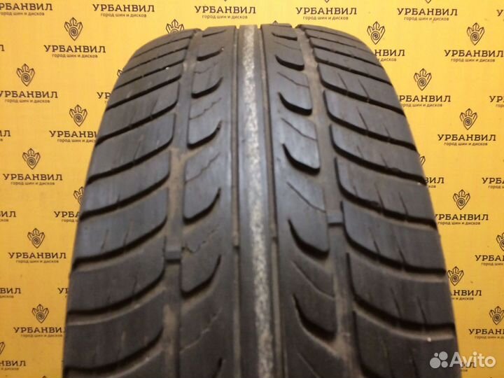 Goodyear HydraGrip 215/55 R16 93V