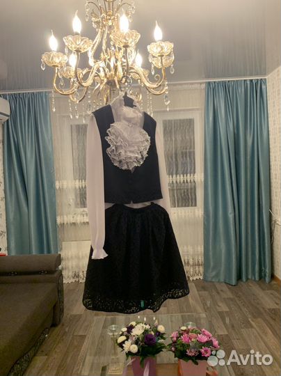 Костюм жилет с юбкой школьная