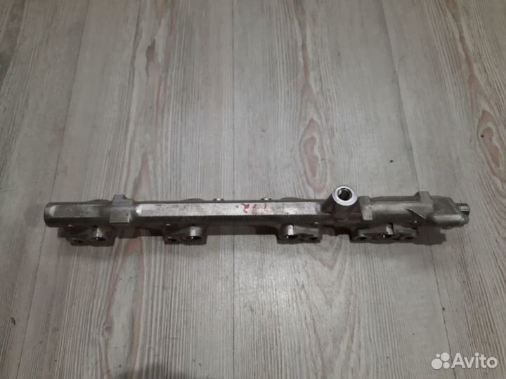 Рампа топливная Nissan X-trail T32