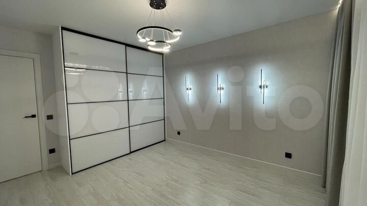 2-к. квартира, 67,9 м², 13/14 эт.