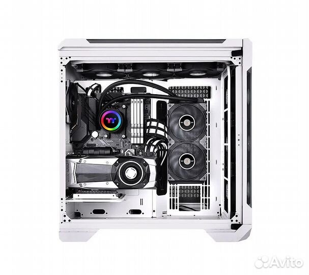 Система водяного охлаждения процессора Thermaltake