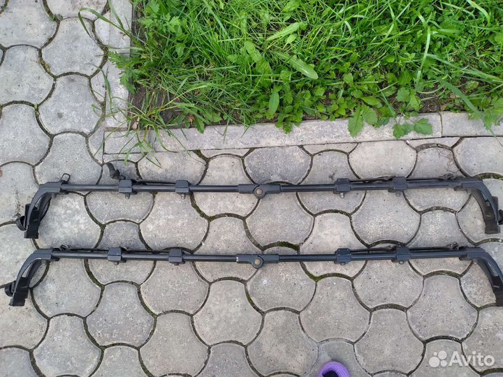 Автомобильный багажник на крышу