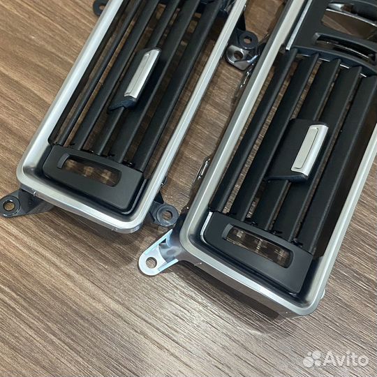 Дефлектор центральный для BMW F07