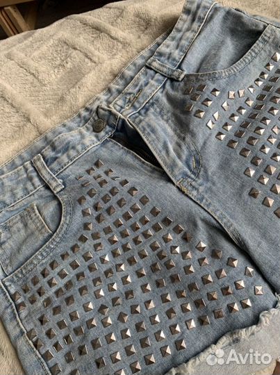 Шорты женские