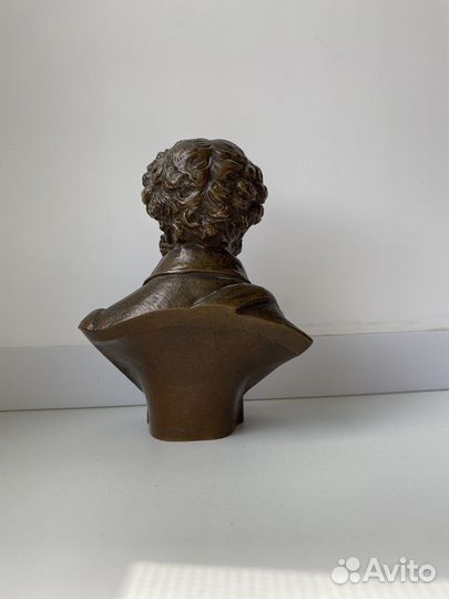 Бюст А.С.Пушкина