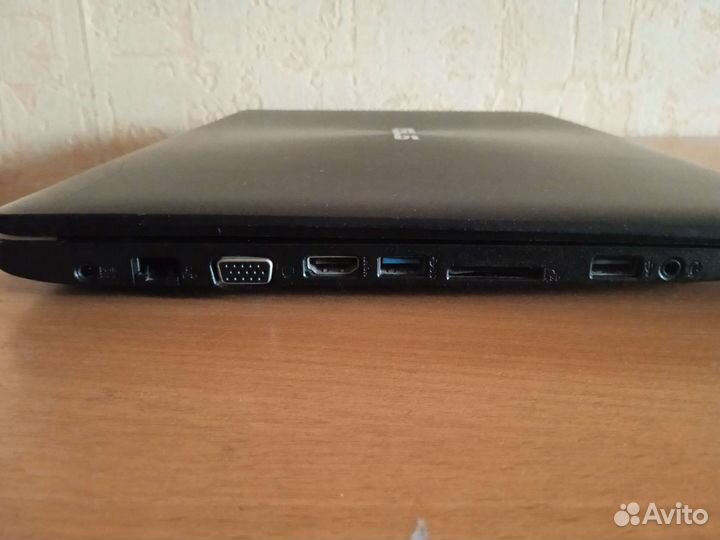Ноутбук asus