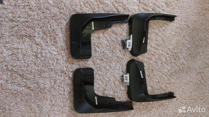 Брызговики на Toyota camry 2012года V50