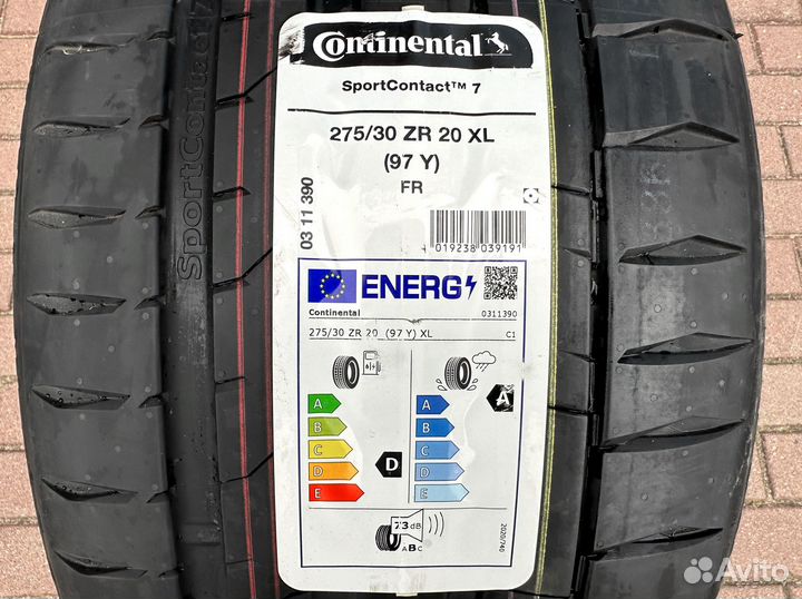 Continental SportContact 7 245/35 R20 и 275/30 R20 97Y