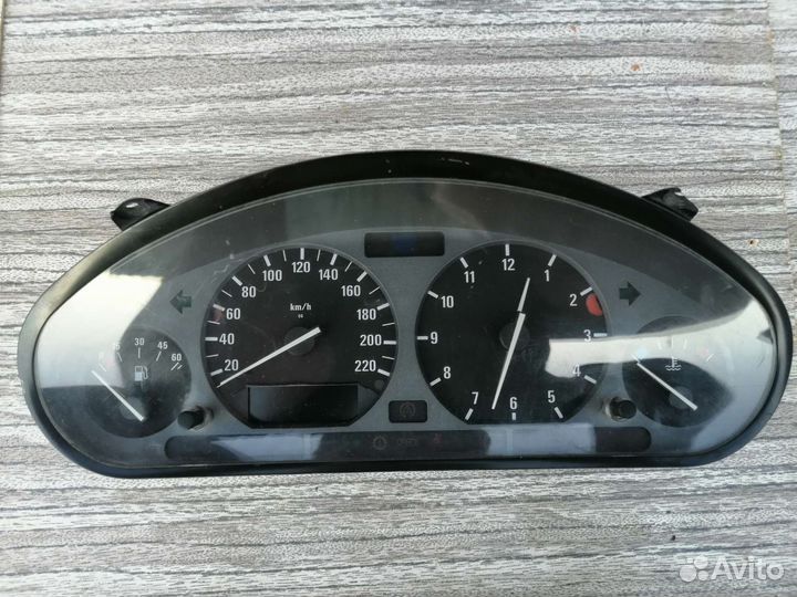 Приборная панель BMW 3 e36