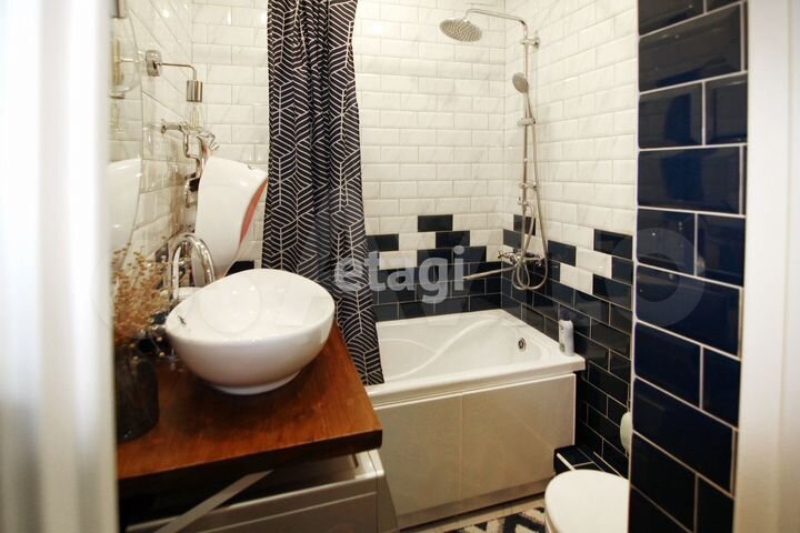 2-к. квартира, 41,7 м², 2/5 эт.