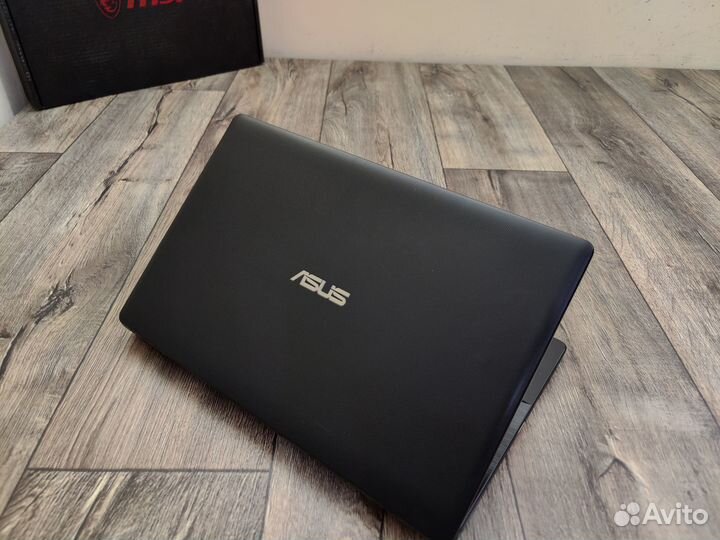 Ноутбук asus X552MJ (4 ядра)