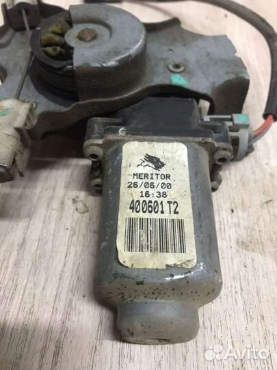 Стеклоподьемники передние Nissan primera p11