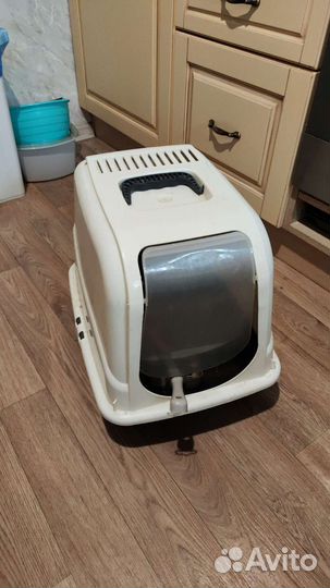 Закрытый лоток для кошек