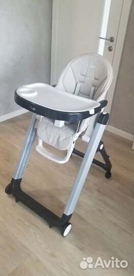 Продам стульчик для кормления