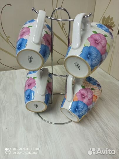 Набор кружек 4шт на подставке