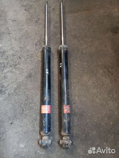 Задние амортизаторы Audi A3 8L