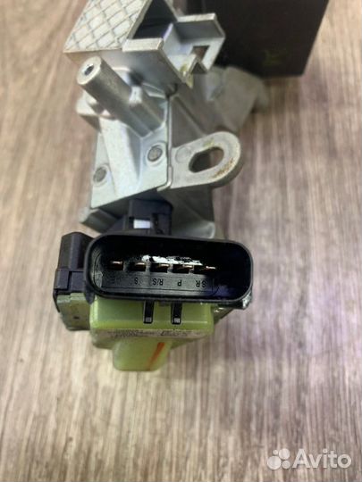 Замок зажигания Jeep Patriot внедорожник 2008