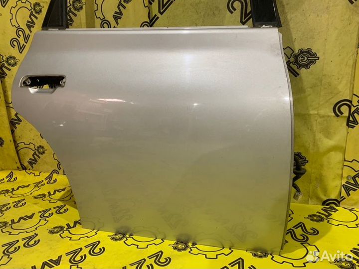 Дверь задняя правая Toyota Opa ACT10 1azfse