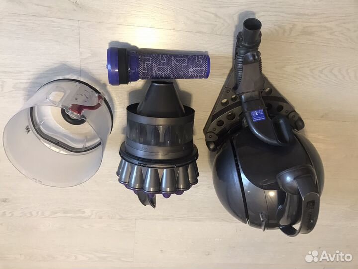 Пылесос Dyson DC37 нерабочий