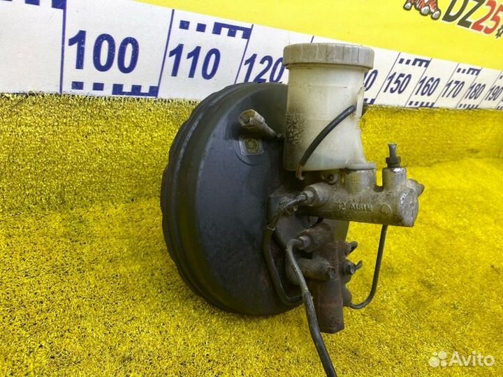 Главный тормозной цилиндр передний Suzuki Jimny 145260