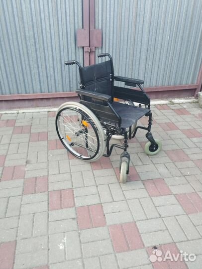 Инвалидная коляска складная бу