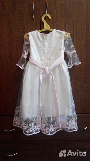 Продам Красивое платье