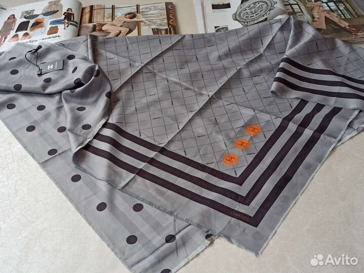 Платок Шелковый Chanel двусторонний серый новый