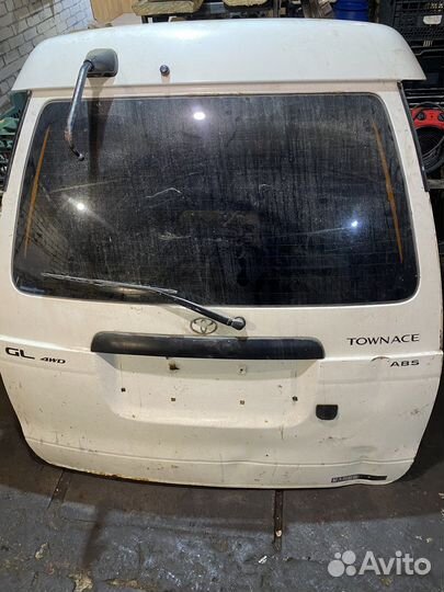 Дверь задняя toyota town ace