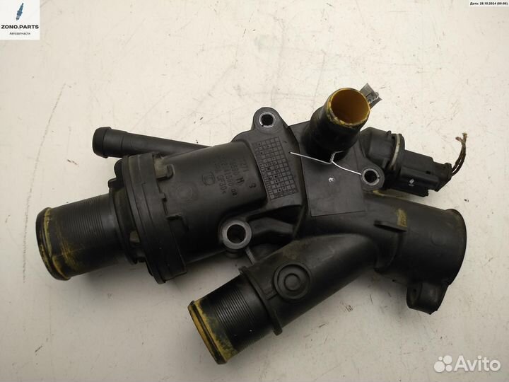 Корпус термостата 9682141580 на Peugeot 407