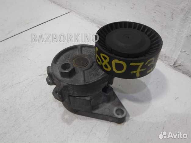 Ролик натяжителя ремня