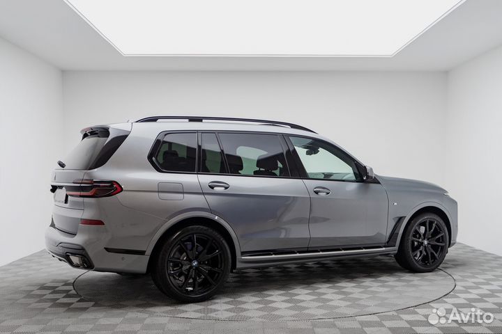 BMW X7 3.0 AT, 2023, 70 км