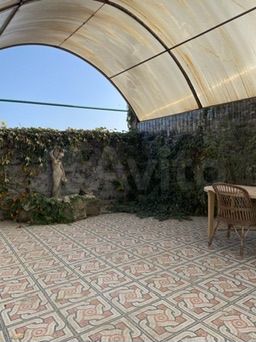 Дом 289 м² на участке 12 сот.