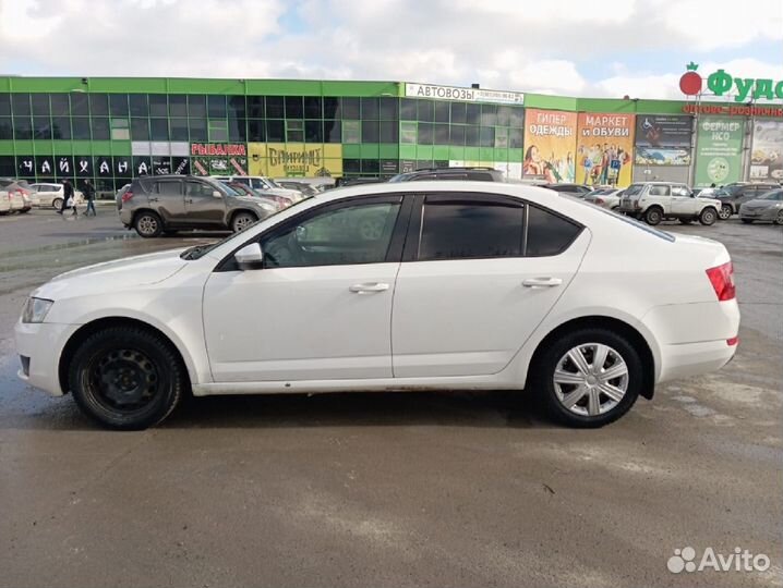 Skoda Octavia 1.6 AT, 2014, 220 096 км