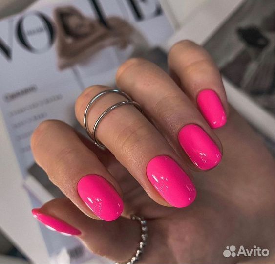 Маникюр и педикюр