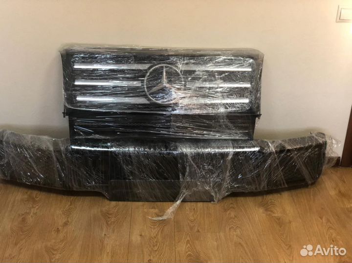 Бампер и решетка Mercedes-Benz G-Класс G 350d 2017