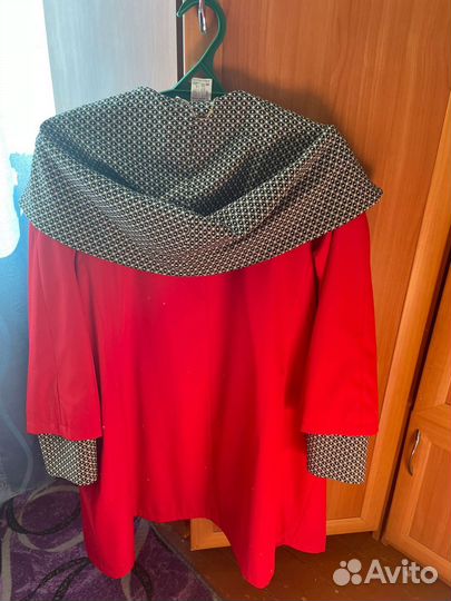 Плащ женский