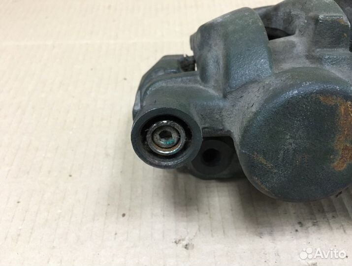 Суппорт тормозной передний правый Foton Toano