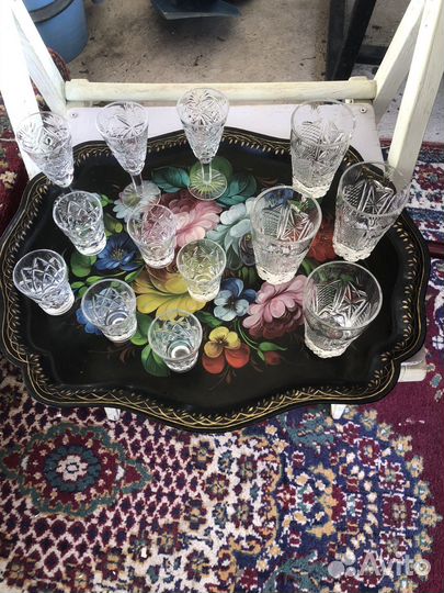 Хрустальные фужеры и рюмки и стаканы