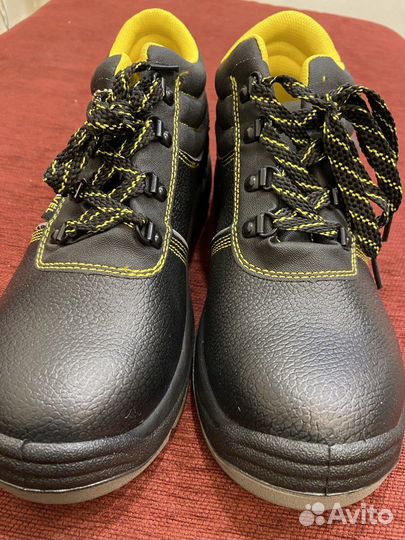 Ботинки мужские