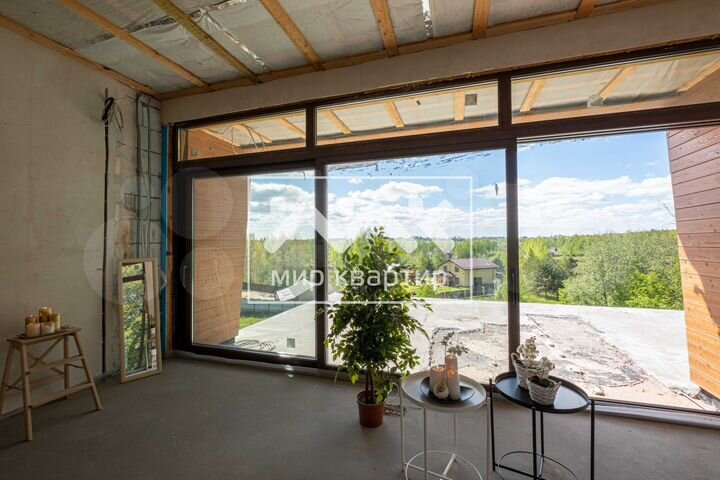 Коттедж 665 м² на участке 56 сот.