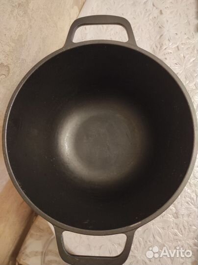 Казан литой алюминий с крышкой сковородкой