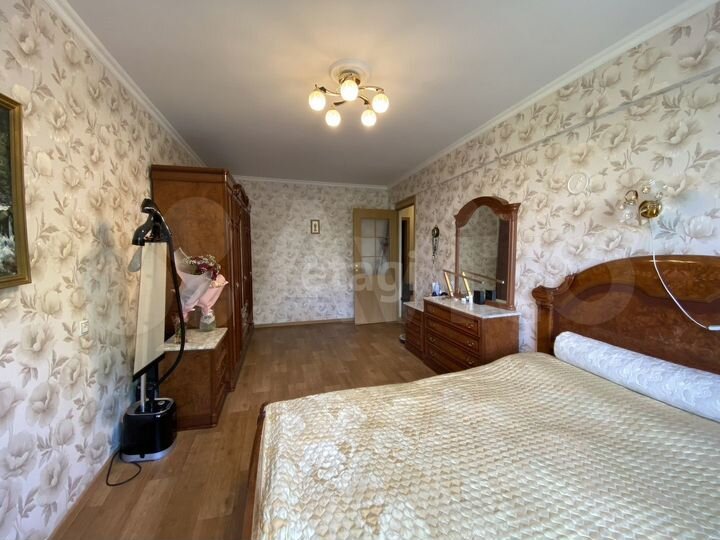 3-к. квартира, 64,3 м², 2/5 эт.