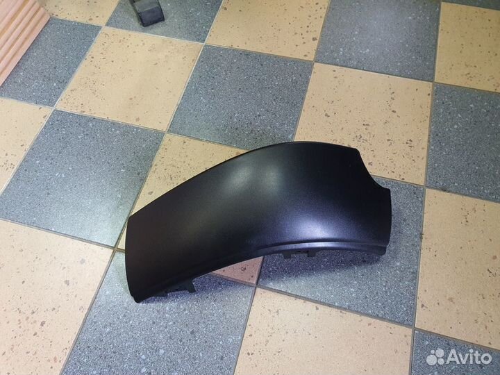 Накладка бампера левой части Volvo FH (20425626)