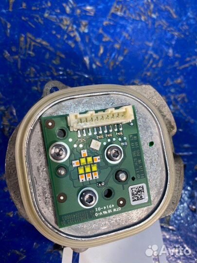 Светодиодный модуль передний правый Mercedes-Benz