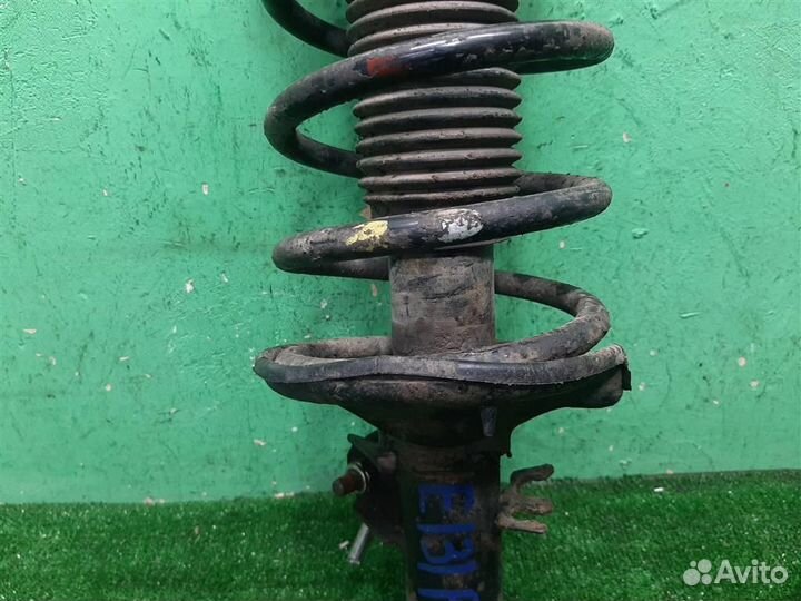 Стойка амортизатора передняя правая Hyundai Getz