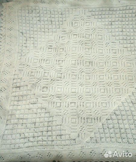 Пуховые изделия: платки, паутинки, палантины