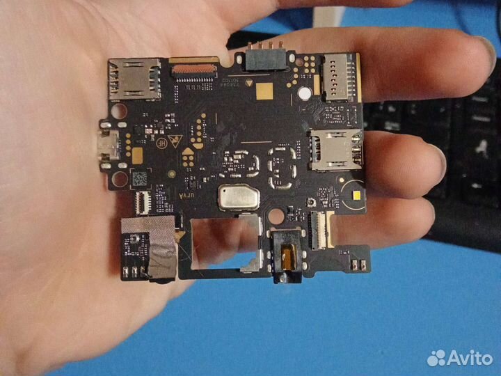 Плата на ZTE