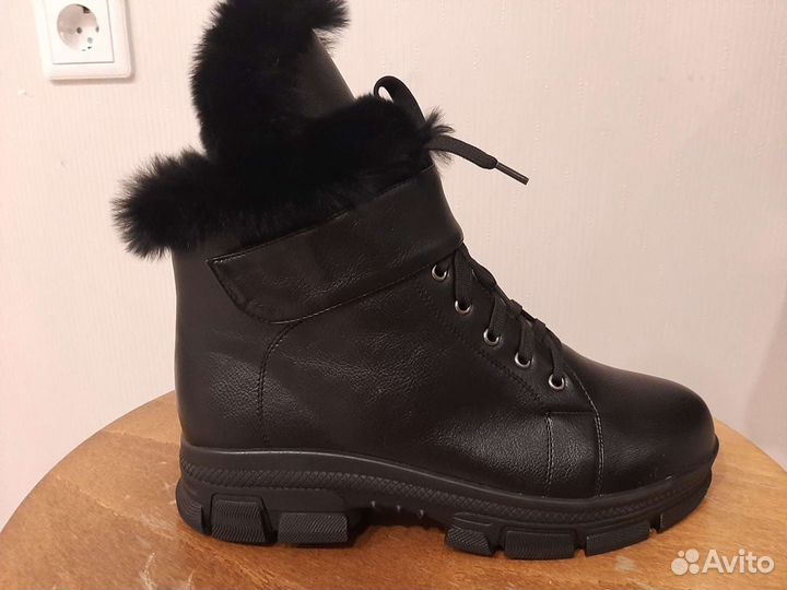 Ботинки женские